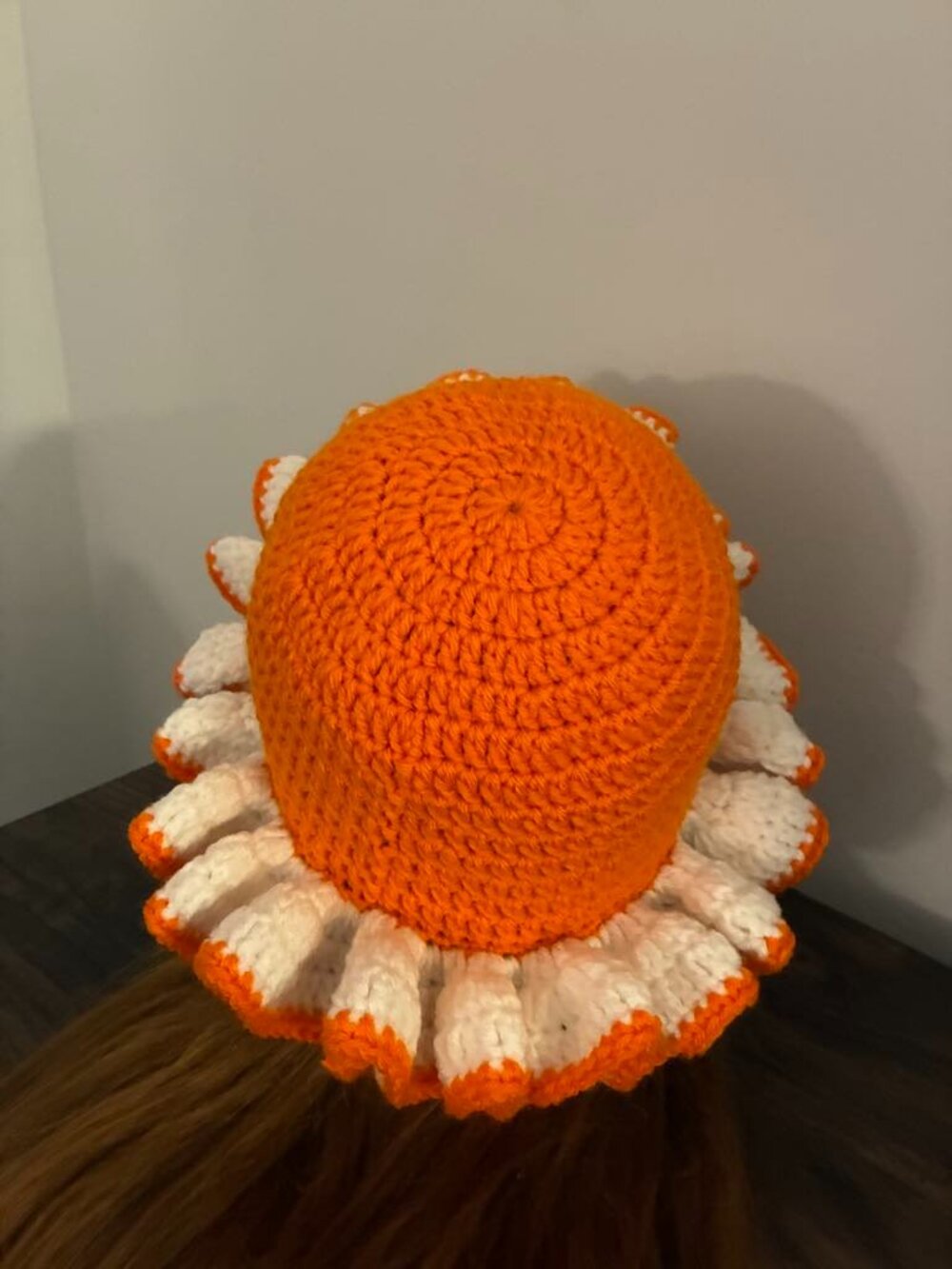 Crochet Ruffle Hat & earrings - Picture 2 of 2